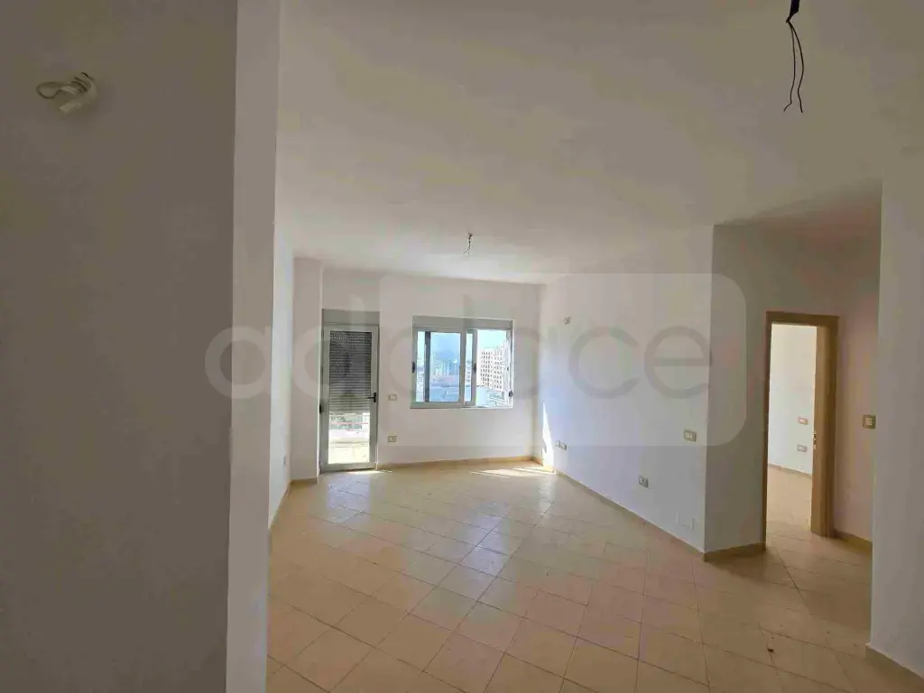 Apartament  100m² 8 floor