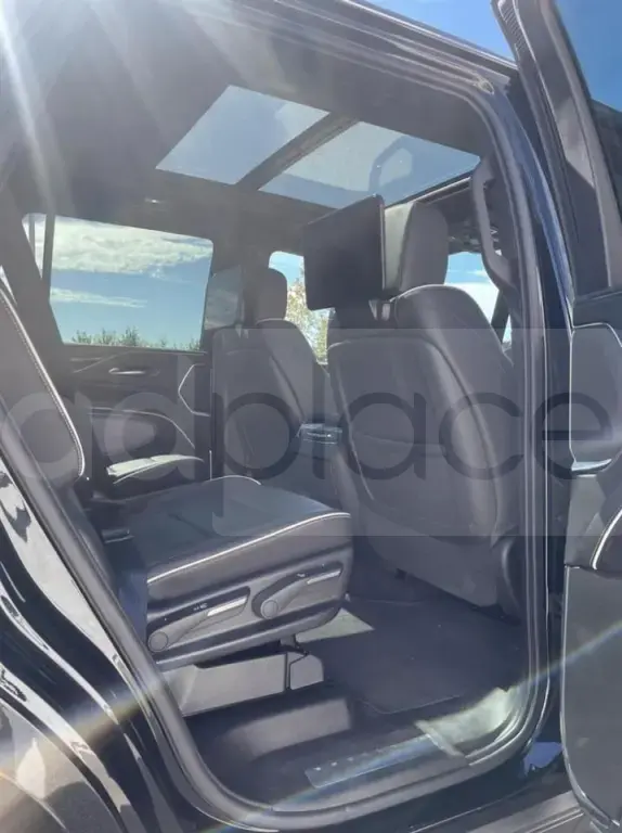 Cadillac Escalade V (2021-) 2023, 4 700 km