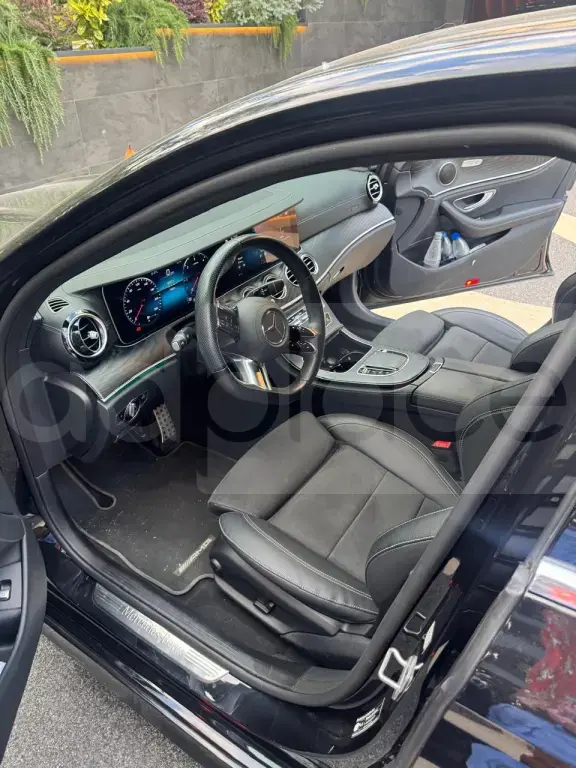 Mercedes-Benz E-Class AMG W213  2023, 45 000 km
