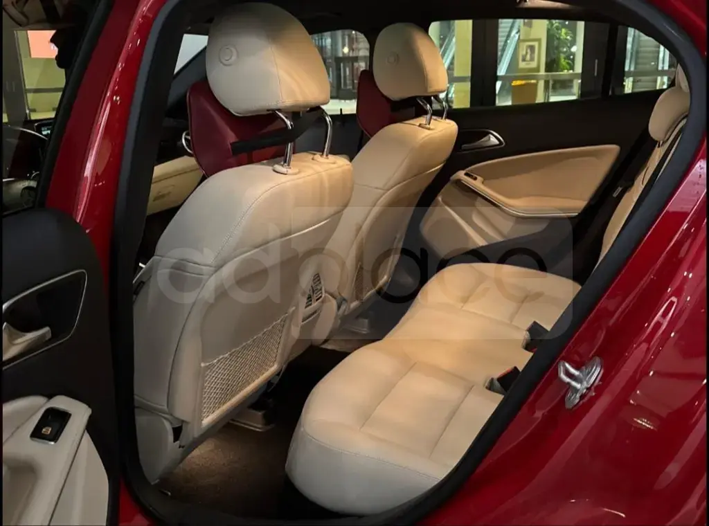 Mercedes-Benz GLA X156  2016, 133 000 km