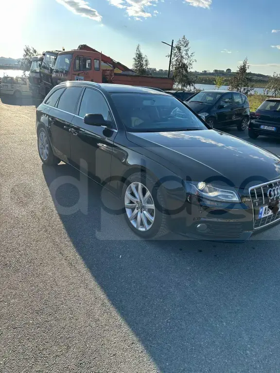 Audi A4 B8 Facelift  2012, 200 000 km