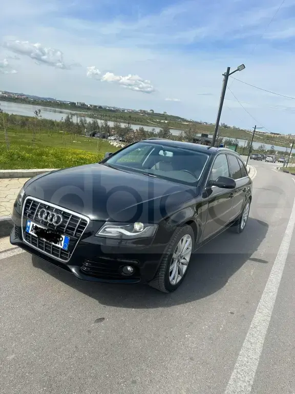 Audi A4 B8 Facelift  2012, 200 000 km