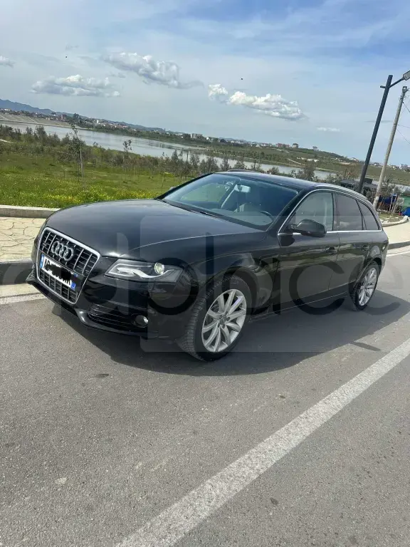 Audi A4 B8 Facelift  2012, 200 000 km