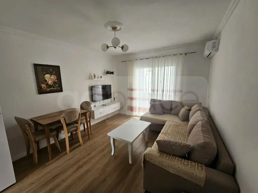 Apartament 2 rooms 60m² 4 floor