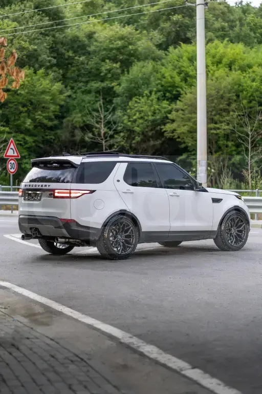 Land Rover Discovery V  2018, 152 000 km
