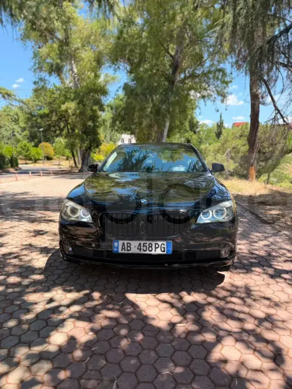 BMW 7 series F01/F02/F07  2012, 200 000 km