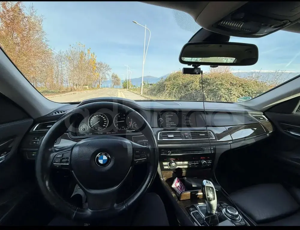 BMW 7 series F01/F02/F07  2012, 200 000 km