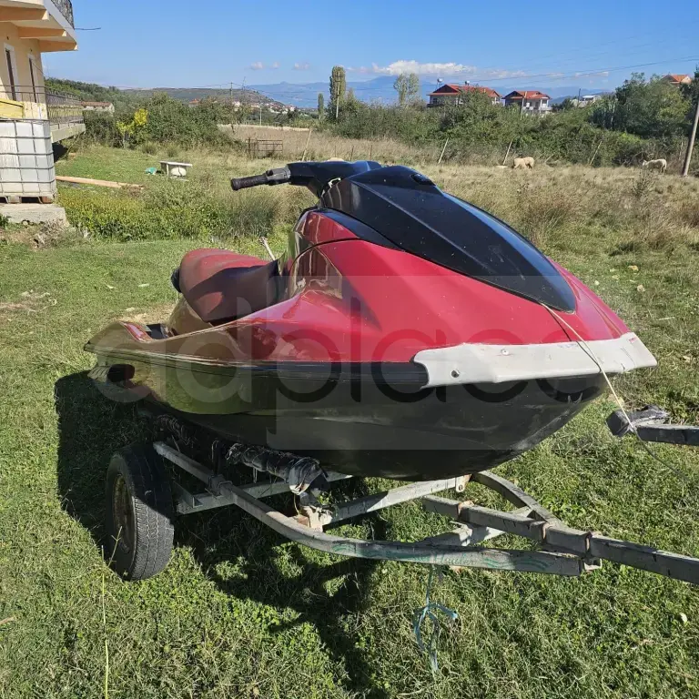 Skuter uje Yamaha