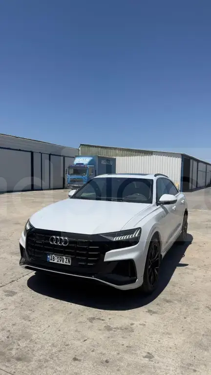Audi Q8 I  2019, 20 000 km