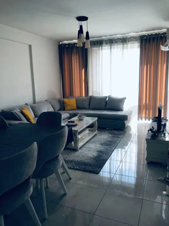 Apartament 2 rooms 105m² 2 floor