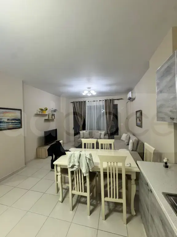 Apartament 2 dhoma 1 m² 4 kati