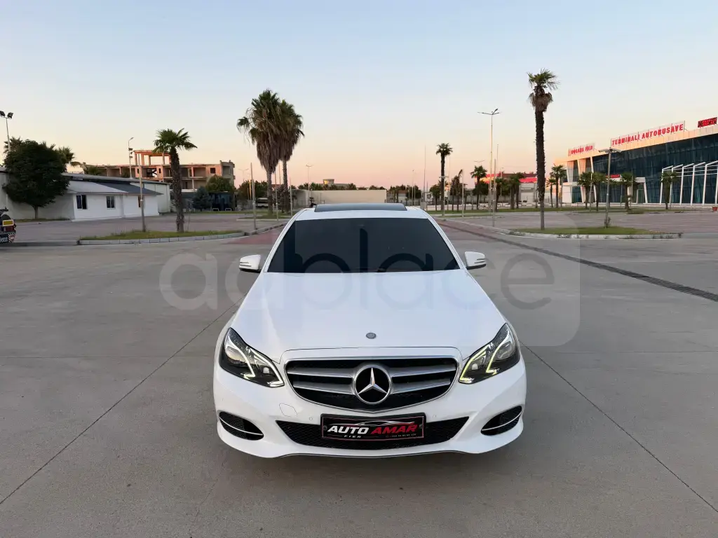Mercedes-Benz E-Class W212  2014, 207 000 km