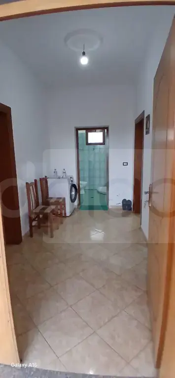 Shtëpi  93m²