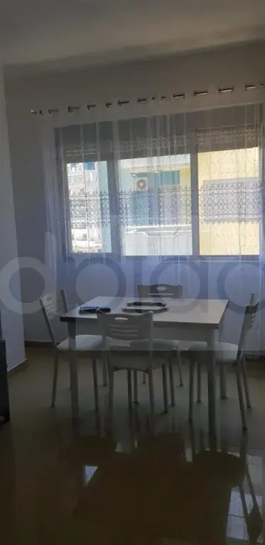 Jepet me qera apartament në Golem