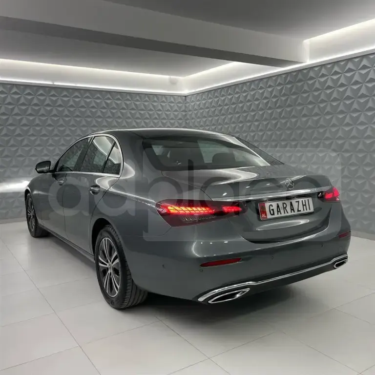 Mercedes-Benz E-Class W213  2020, 160 000 km
