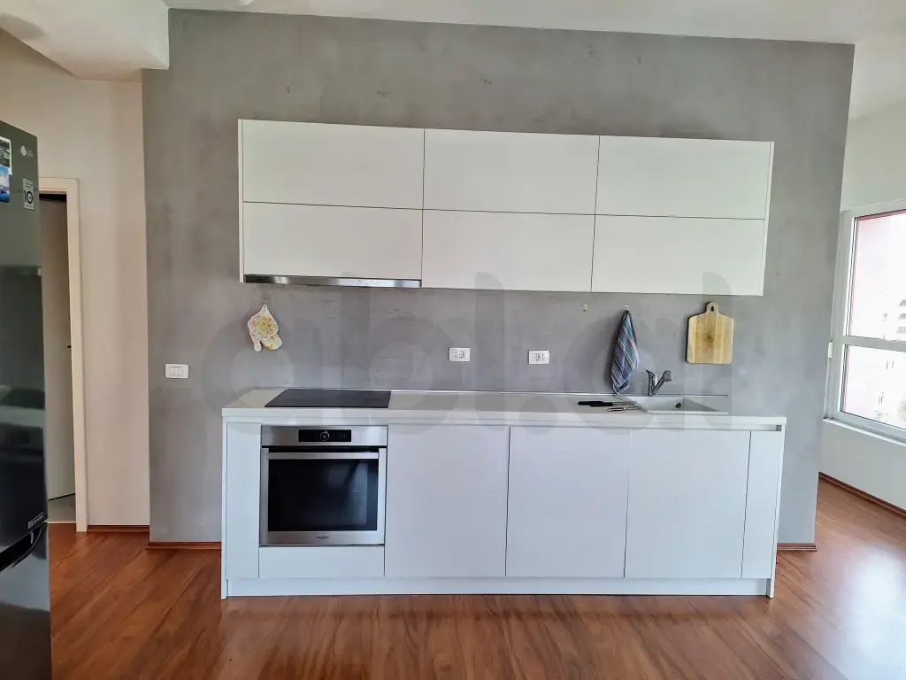 Apartament 2 rooms 97m² 4 floor