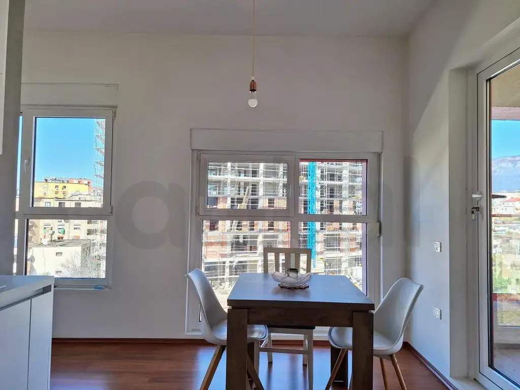 Apartament 2 rooms 97m² 4 floor