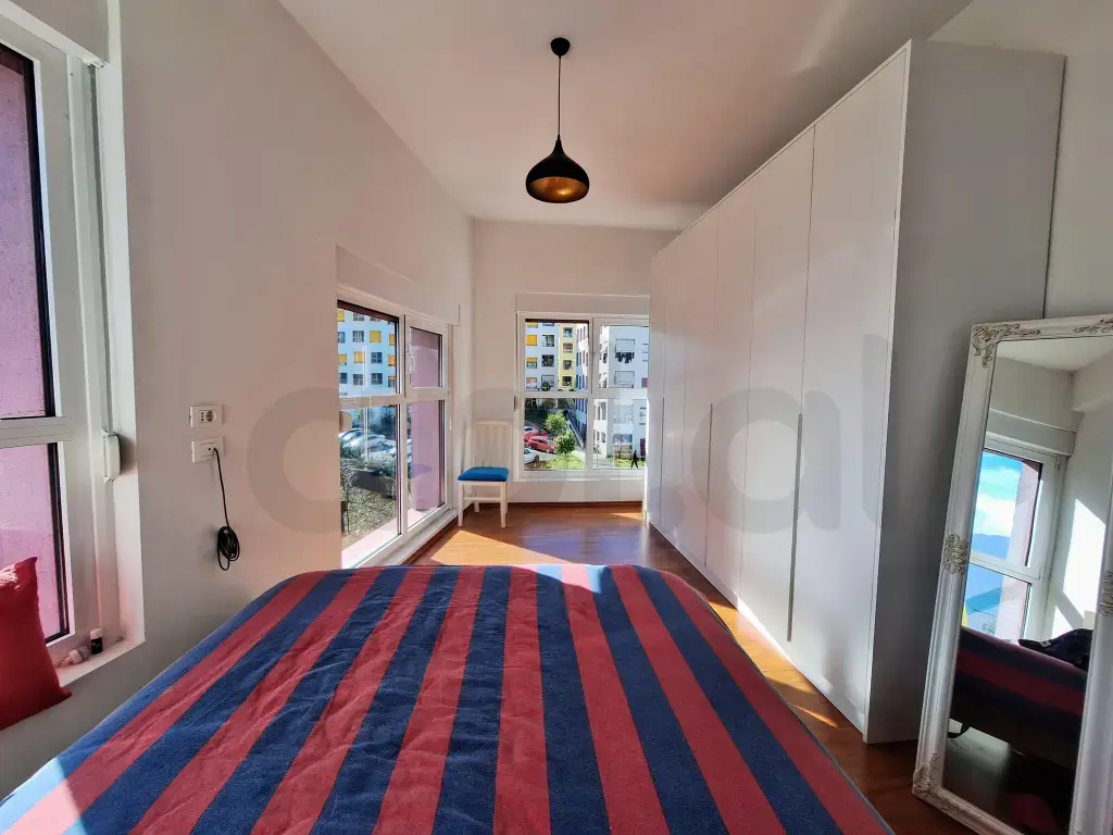 Apartament 2 rooms 97m² 4 floor
