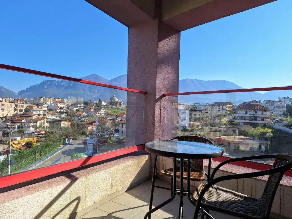 Apartament 2 rooms 97m² 4 floor