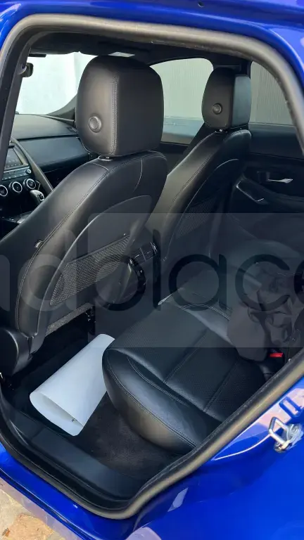 Jaguar E-Pace I  2018, 128 000 km