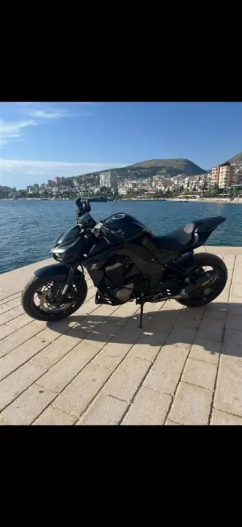 KAWASAKI Z 1000