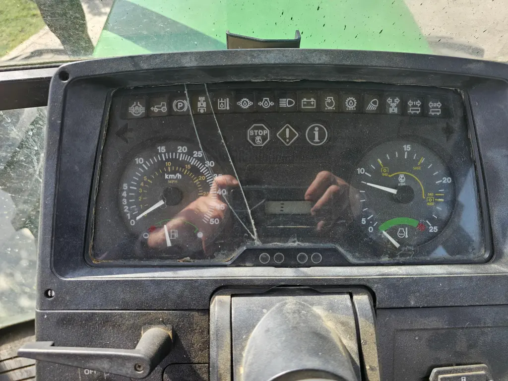 John deere 6410