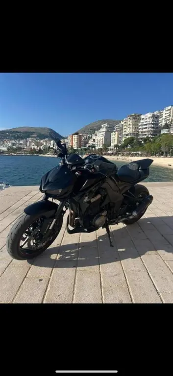 KAWASAKI Z 1000