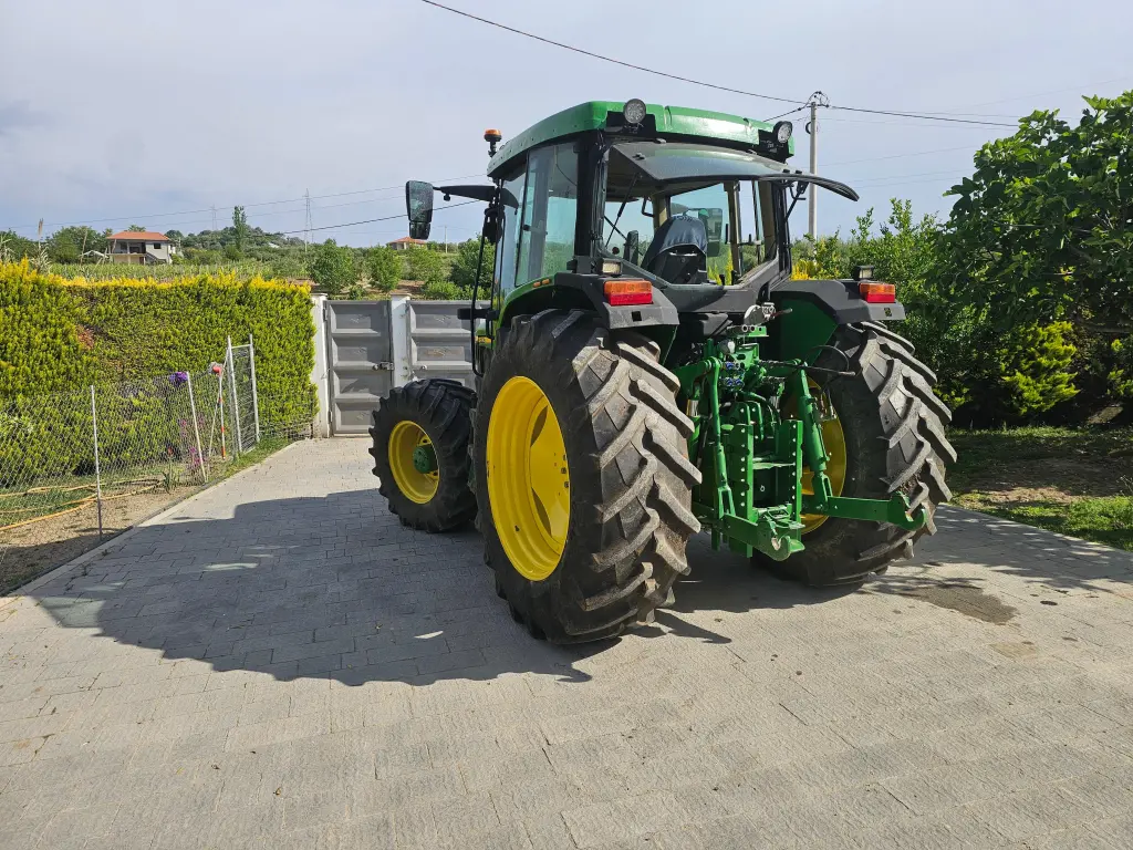John deere 6410