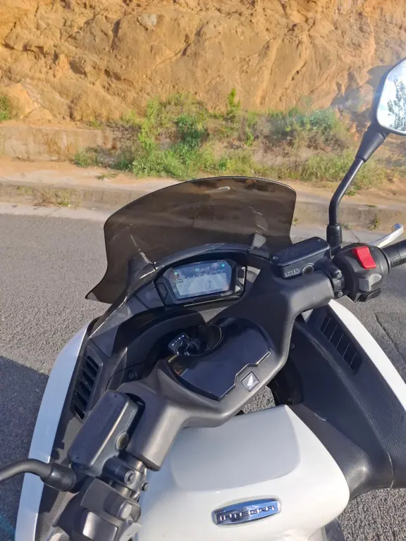 Honda Integra 700