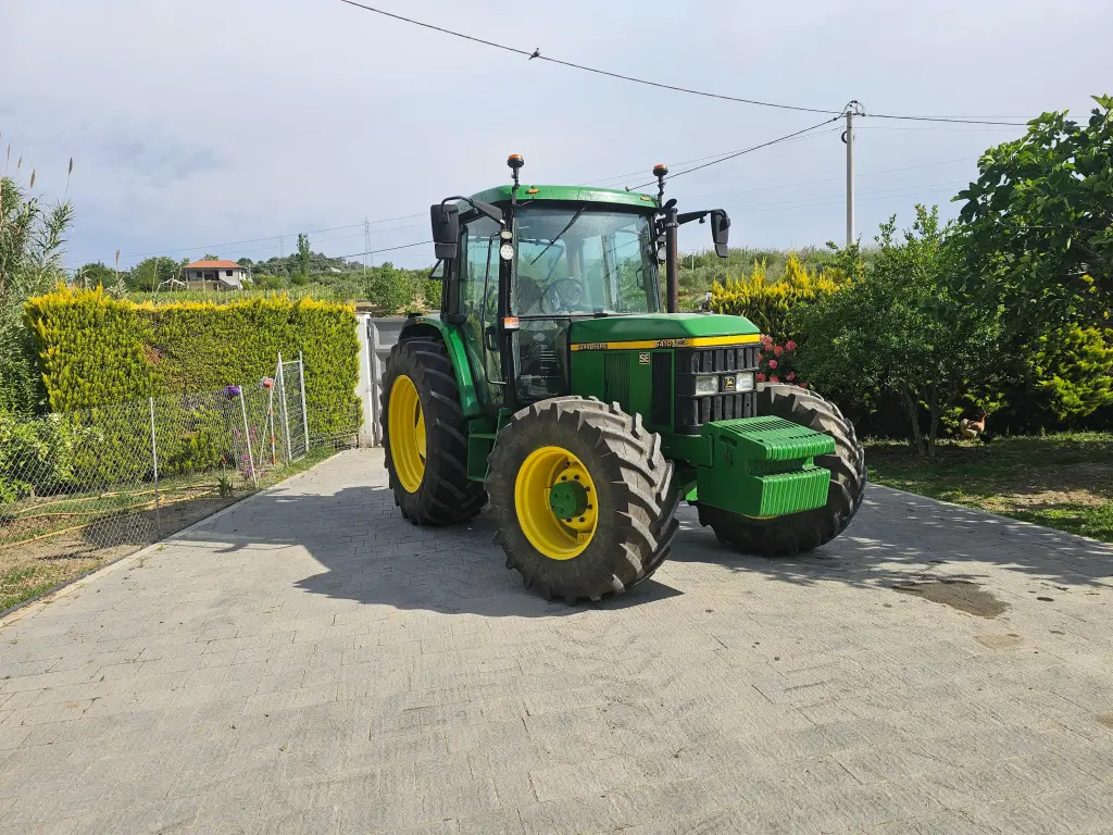 John deere 6410