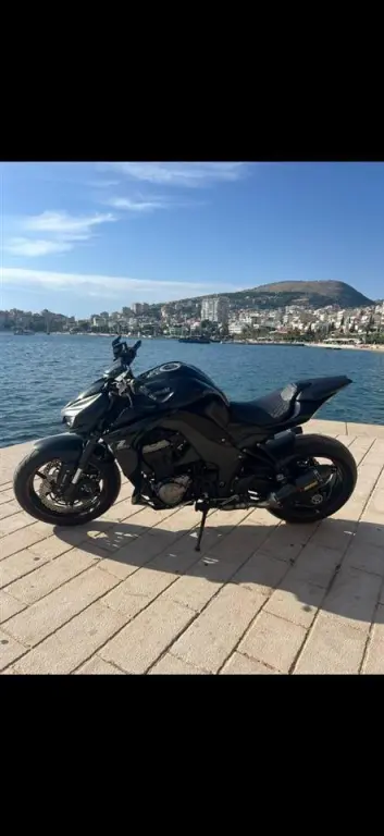 KAWASAKI Z 1000