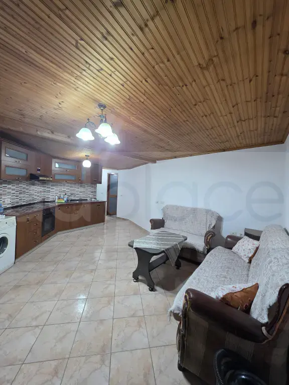 Apartament 1 room 70m² 3 floor