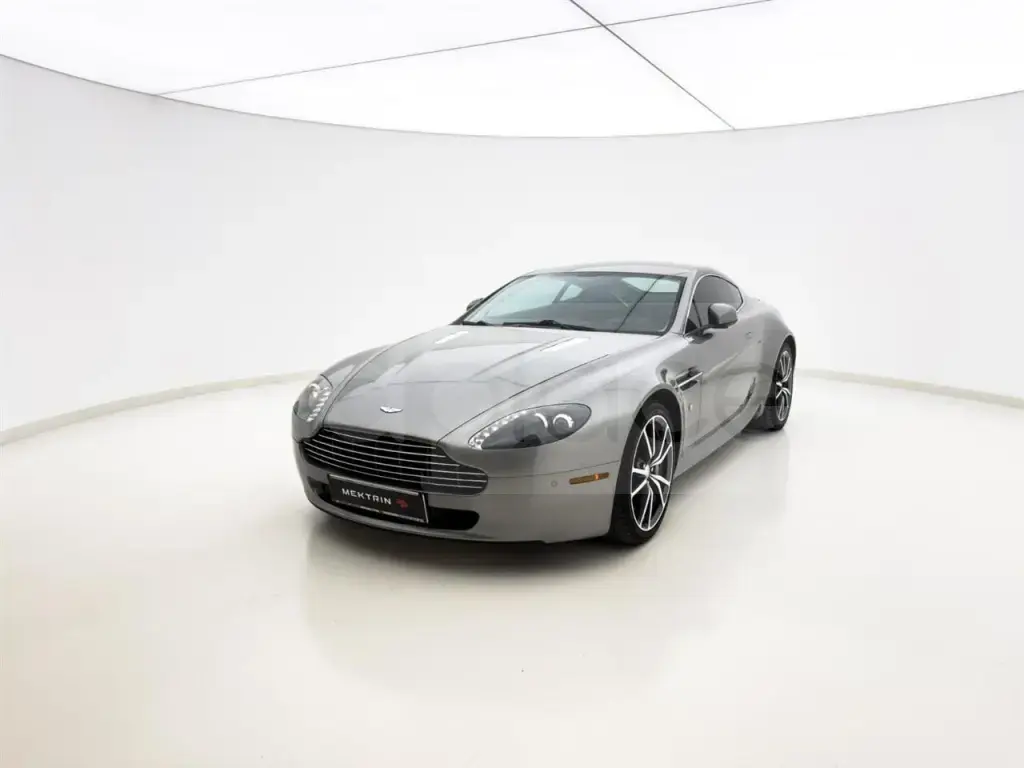 Aston Martin V12 Vantage I-VH  2010, 51 700 km