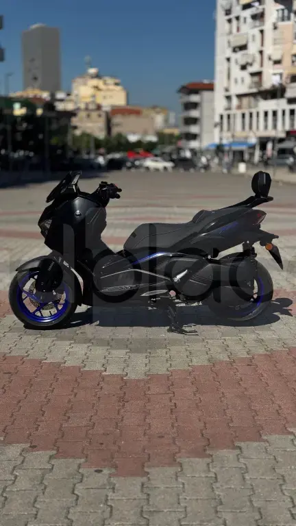 Yamaha Xmax