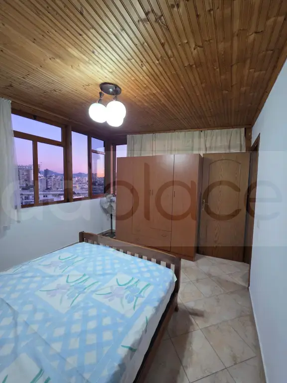 Apartament 1 room 70m² 3 floor
