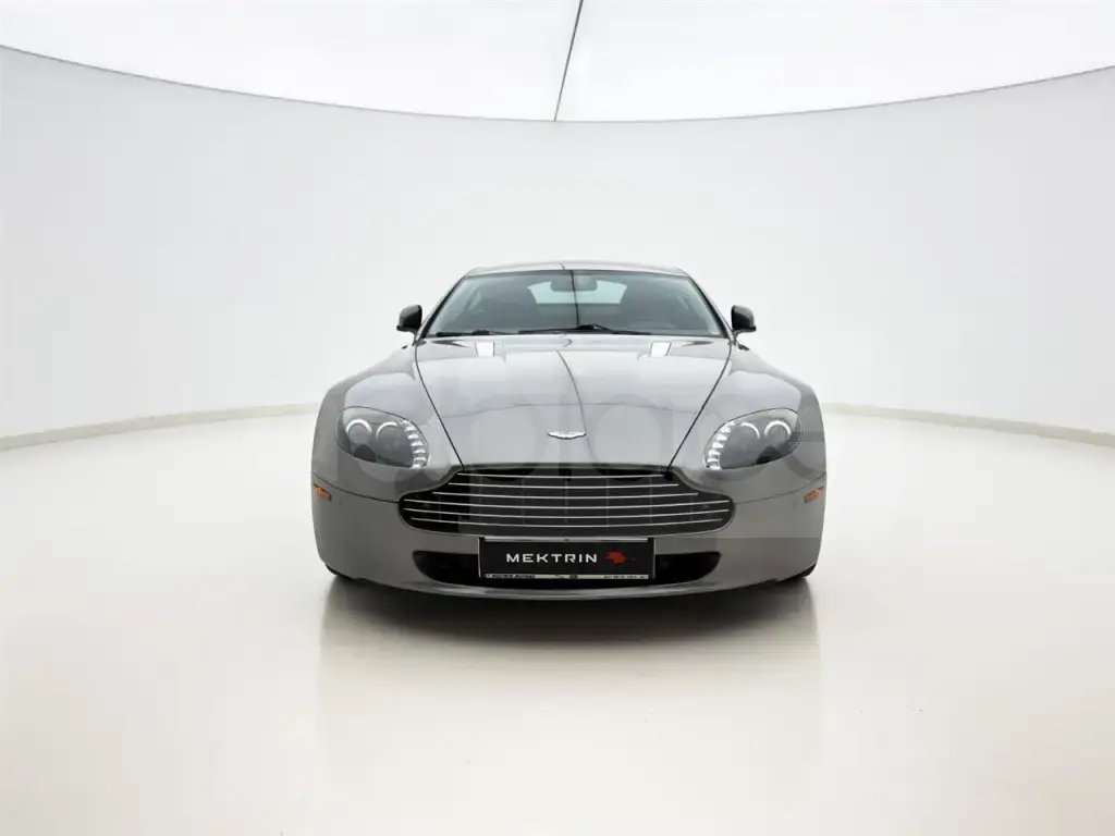Aston Martin V12 Vantage I-VH  2010, 51 700 km