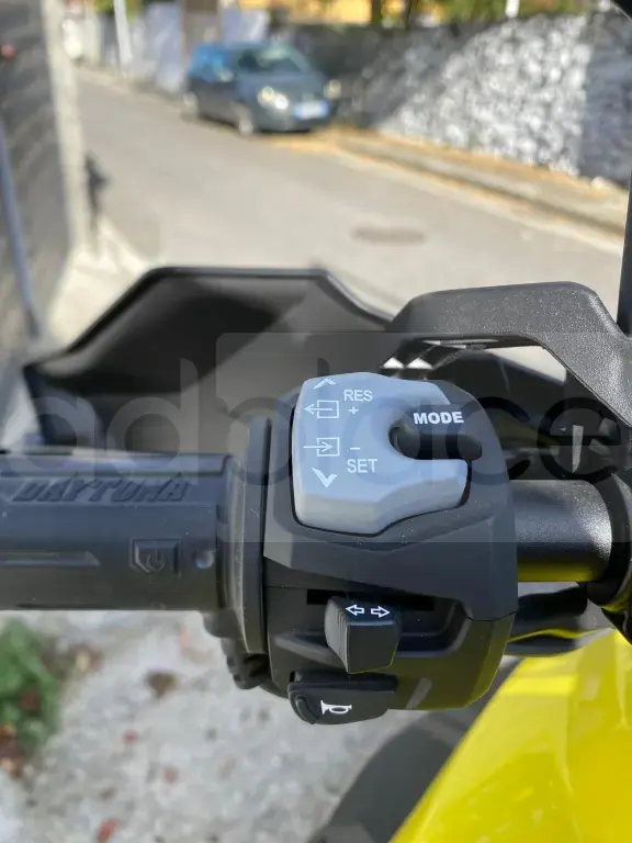 Suzuki V-Strom1050 XT(2021) Shitet&Ndrrohet