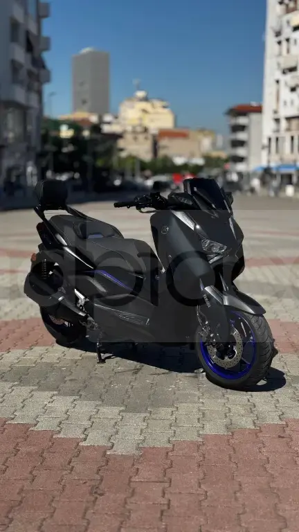 Yamaha Xmax