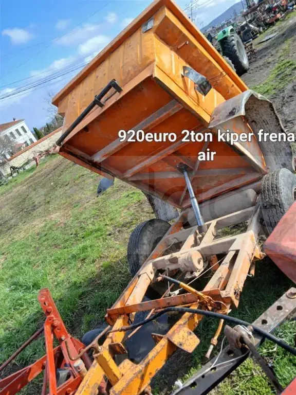 Rimorkio prekolic kiper me vojë me qmim 960euro pa letra