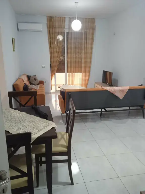 Apartament 4 rooms 125m² 2 floor