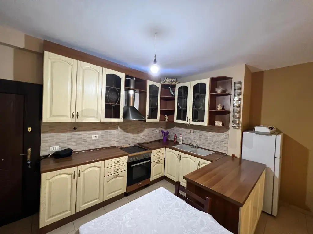 Apartament 2 rooms 70m² 2 floor