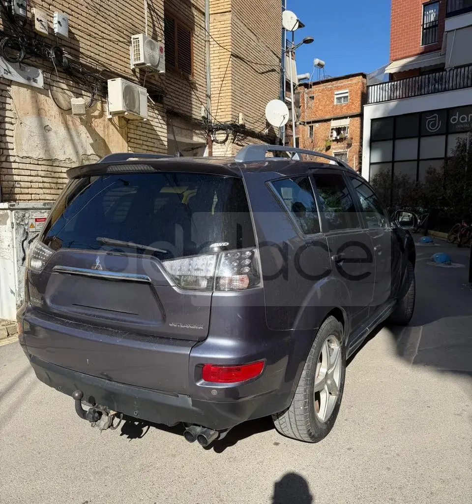 Mitsubishi Outlander XL Facelift 2010