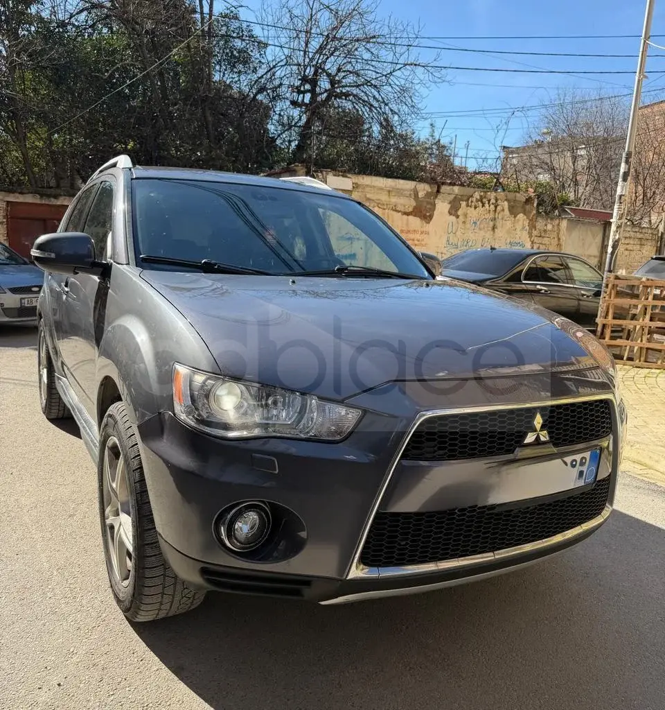 Mitsubishi Outlander XL Facelift 2010