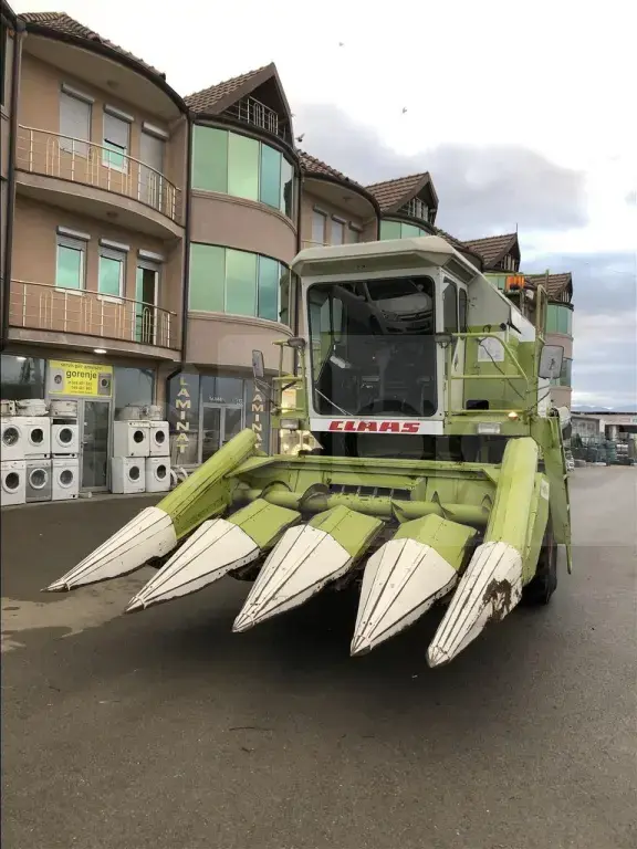 Autokombaj claas dominator 76 me dy hedera miser gruri