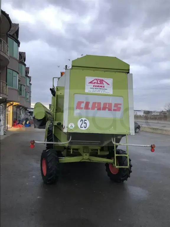Autokombaj claas dominator 76 me dy hedera miser gruri