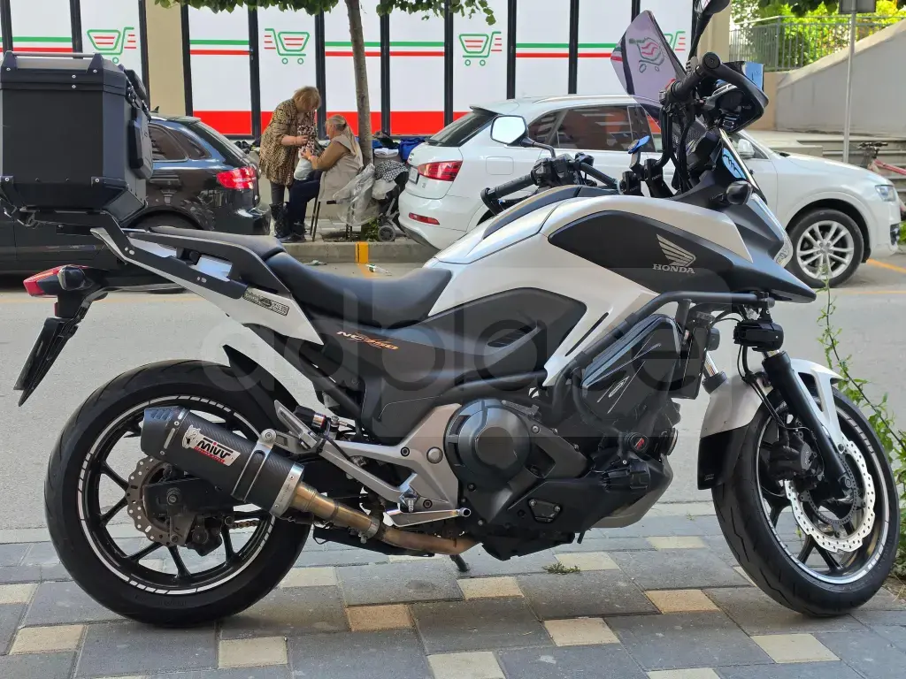 Honda NC750X DCT