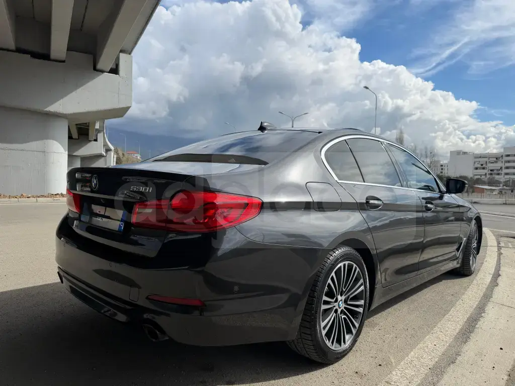 BMW 5 series G30/G31  2018, 225 000 km
