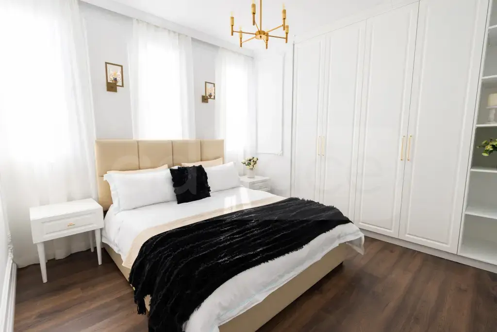 Apartament 1 room 66m² 1 floor