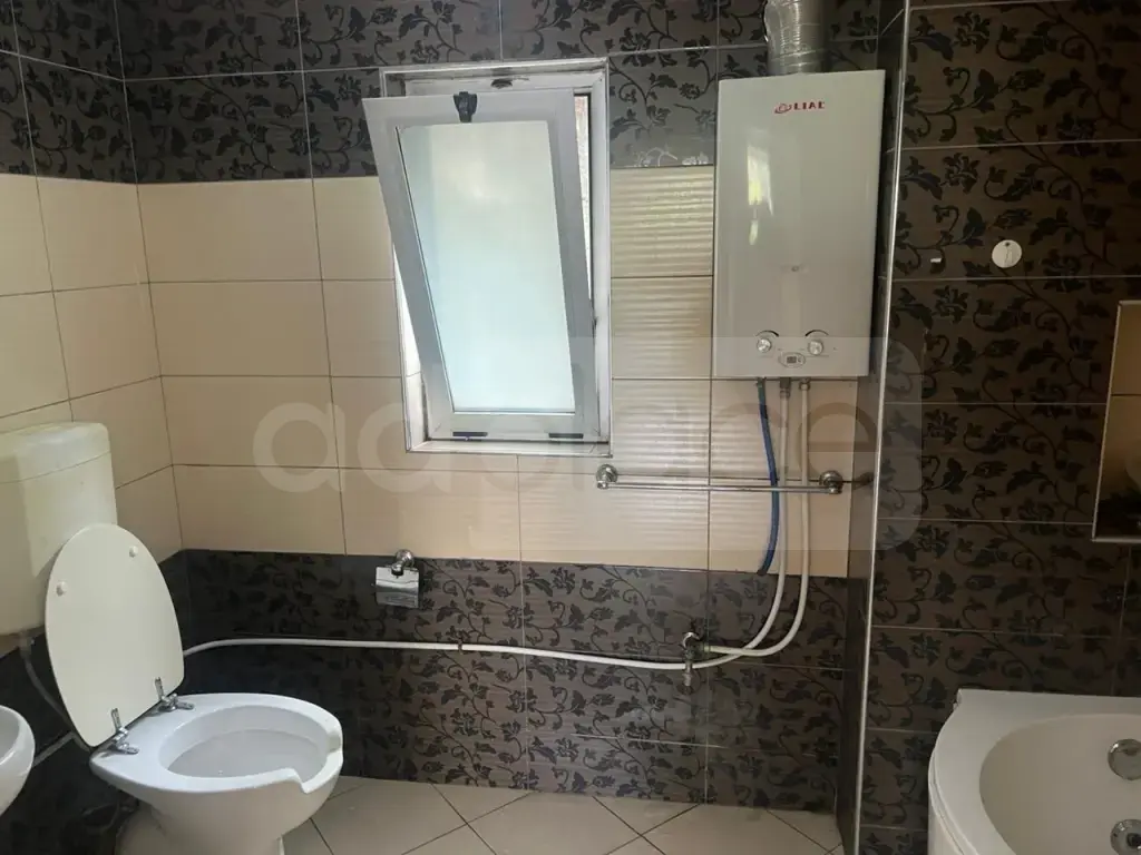 Shtëpi  90m²