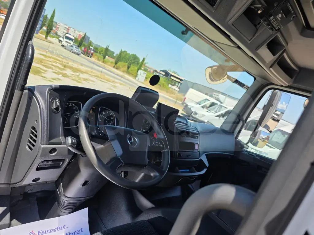 Mercedes atego 1530